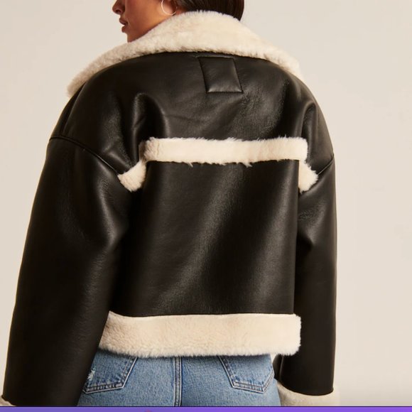 NWT Oversized Short Sherpa-Lined Vegan Leather Coat - Picture 4 of 4